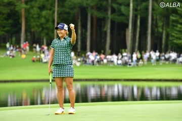 成田美寿々2年ぶり優勝!パッティングコーチ契約で上達?賞金女王も狙える?