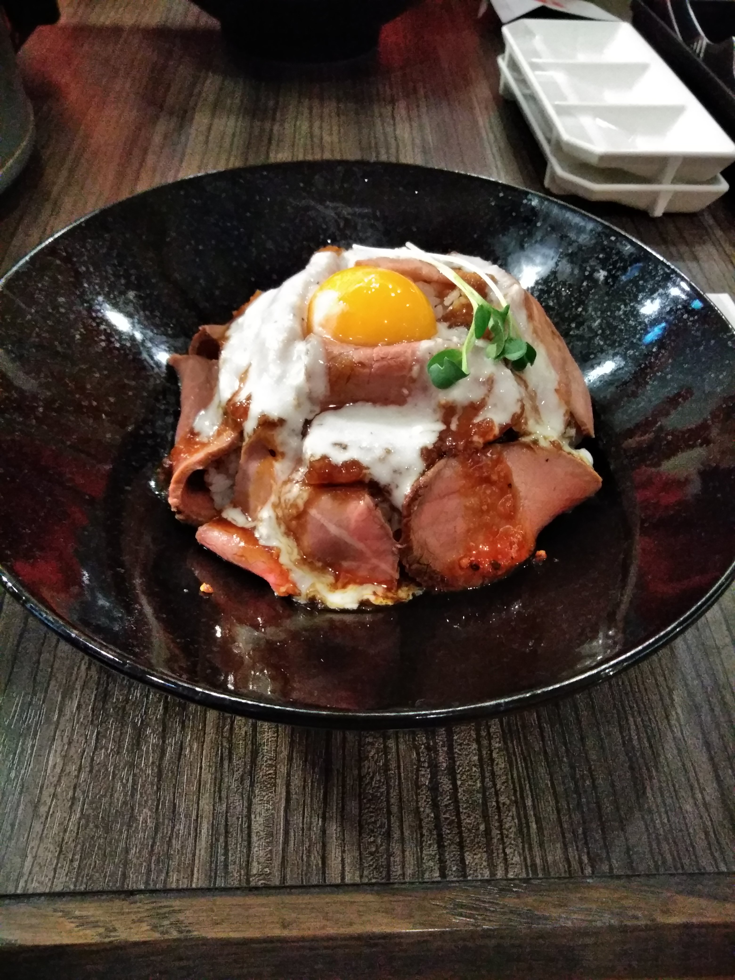 焼肉ひがしやま!ローストビーフ丼が200円引き?