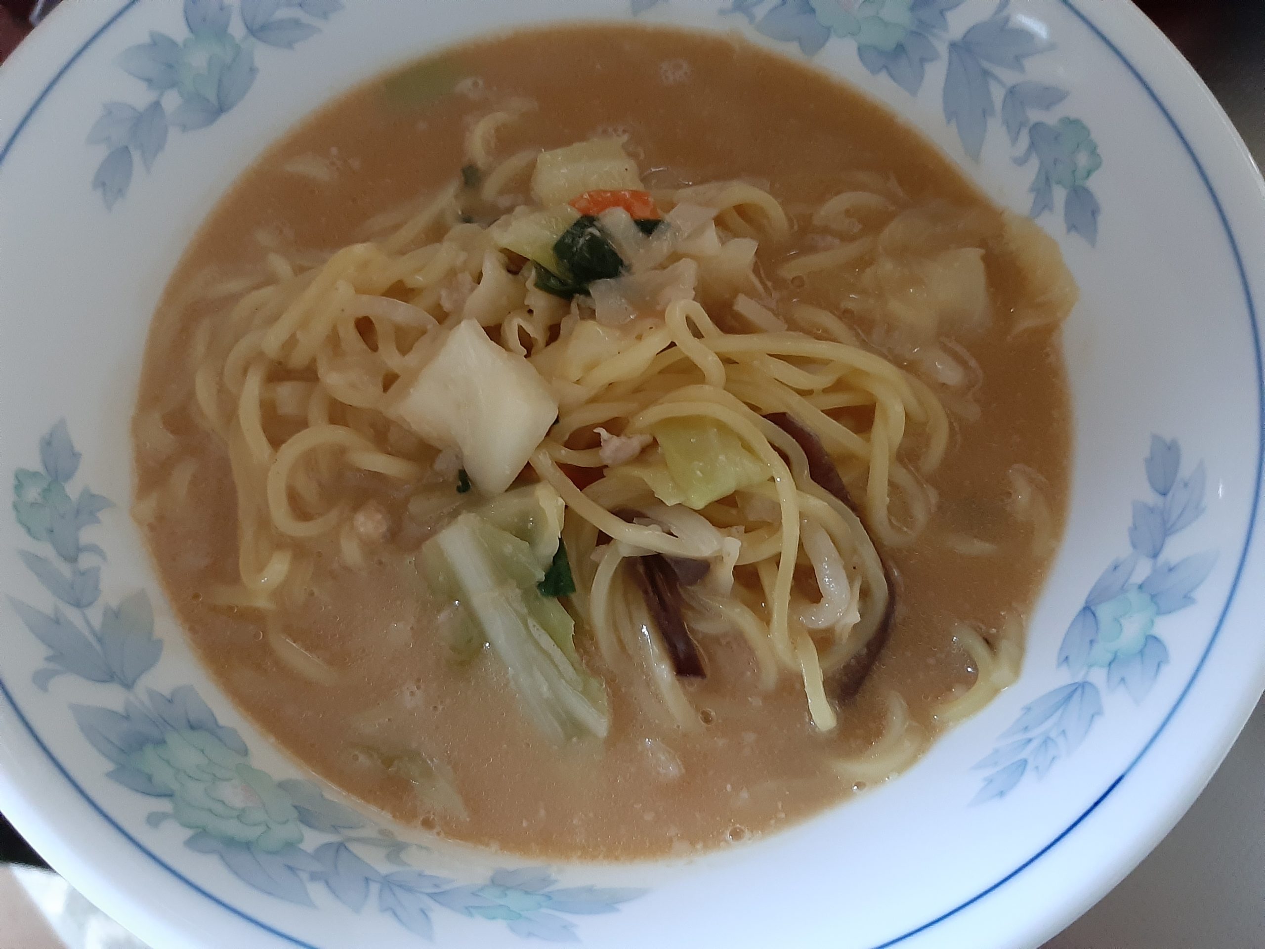 テイクアウト 幸楽苑のお持ち帰り冷凍麺 味噌野菜 を食べてみた