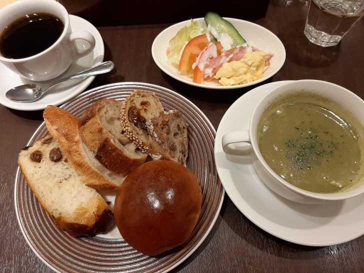 仙台市青葉区の人気パン店『VELVET』のランチが美味しい!