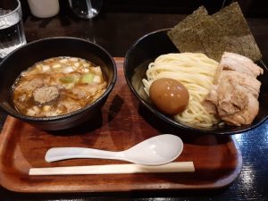 つけ麺屋 しずく 自転車