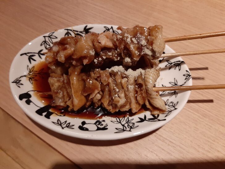 10/6に仙台市泉区にオープンした居酒屋『泉中央餃子酒場 福』の鳥皮「黄金串」が安くて最高に美味しかった!